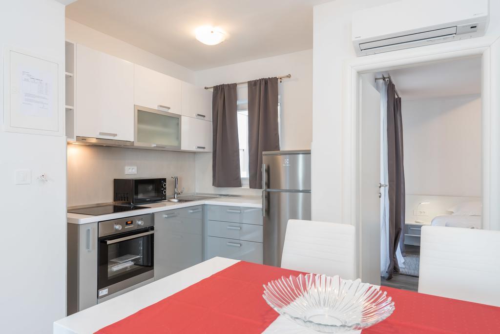 Apartments Poseidon Sreser Exterior foto